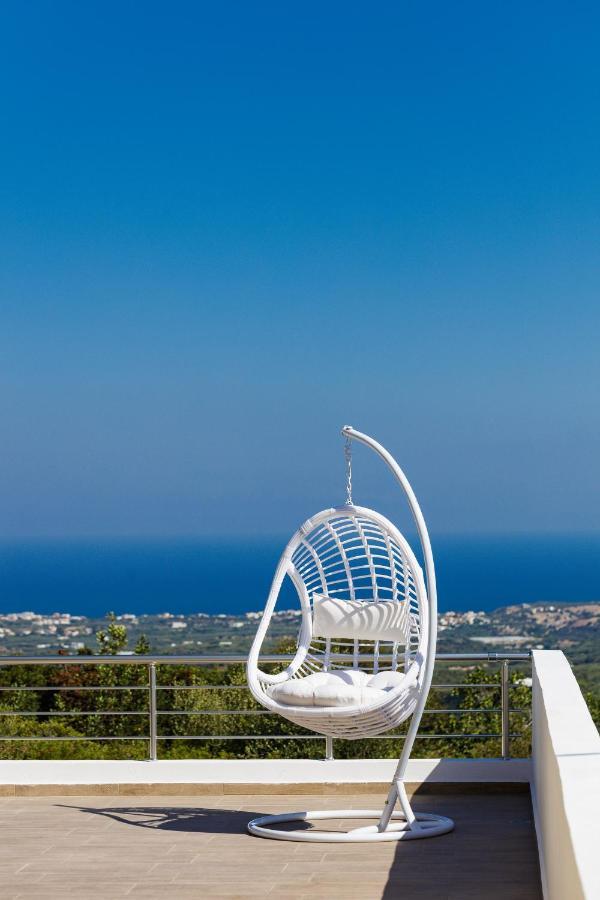 Aerin Villa, A Sublime Sanctuary, By Thinkvilla Roupai エクステリア 写真