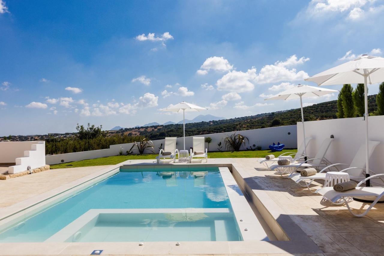 Aerin Villa, A Sublime Sanctuary, By Thinkvilla Roupai エクステリア 写真